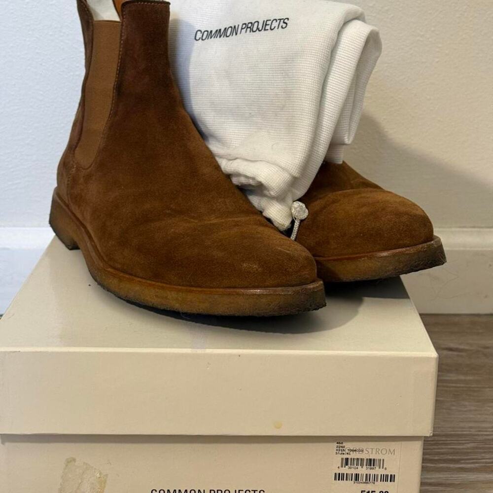Common Projects Suede Chelsea Boots – Tobacco Brown – EU 41 – MSRP $515